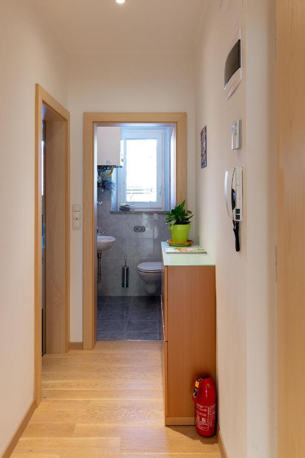 Apartment Haus Lang Lagundo Ngoại thất bức ảnh